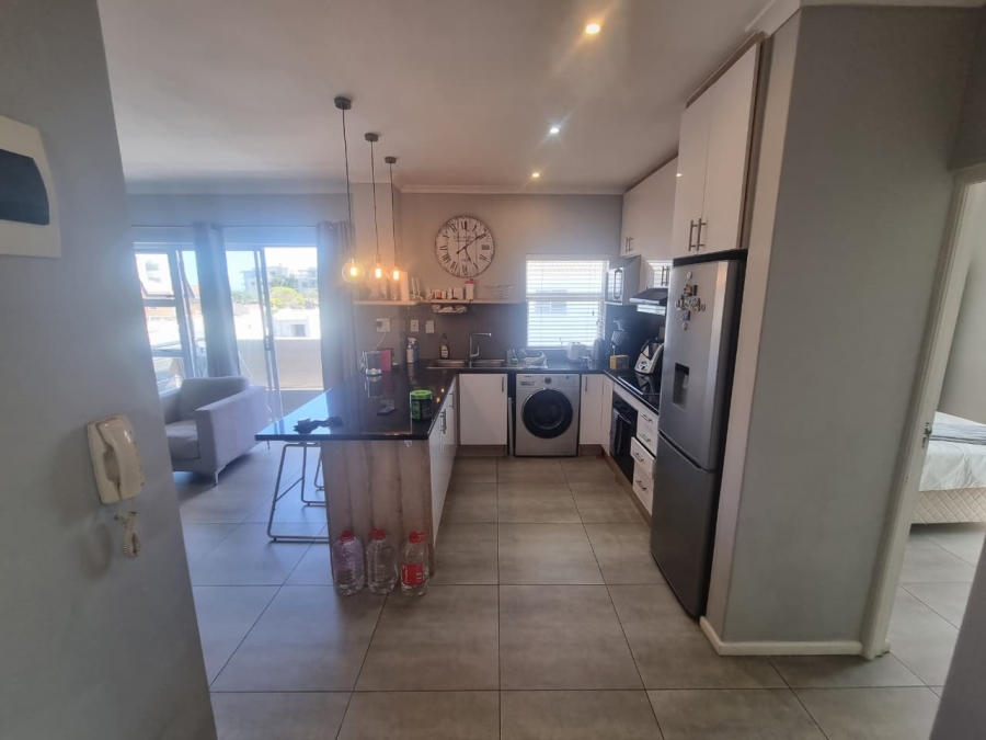 To Let 2 Bedroom Property for Rent in Table View Western Cape